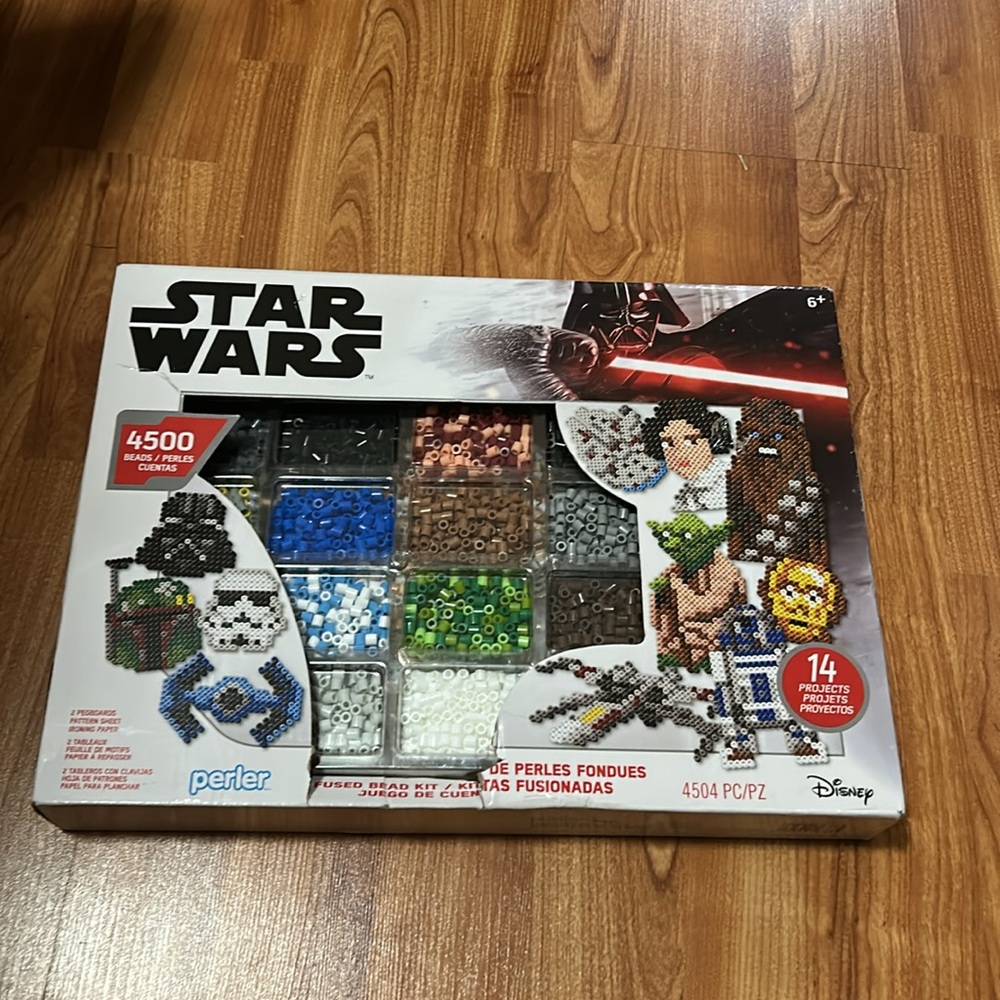 JT HOME Perler Star Wars Deluxe Box Beads Kit, 80-54388 - 4500 Pieces